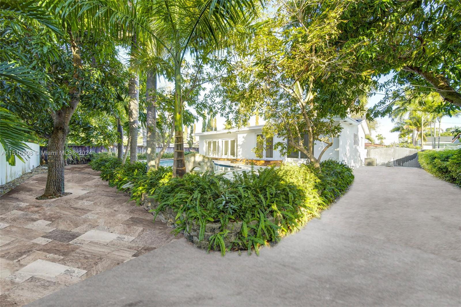 2020 Alamanda Dr 2020, North Miami, Florida 33181, 4 Bedrooms Bedrooms, ,3 BathroomsBathrooms,Residentiallease,For Rent,2020 Alamanda Dr 2020,A11516908