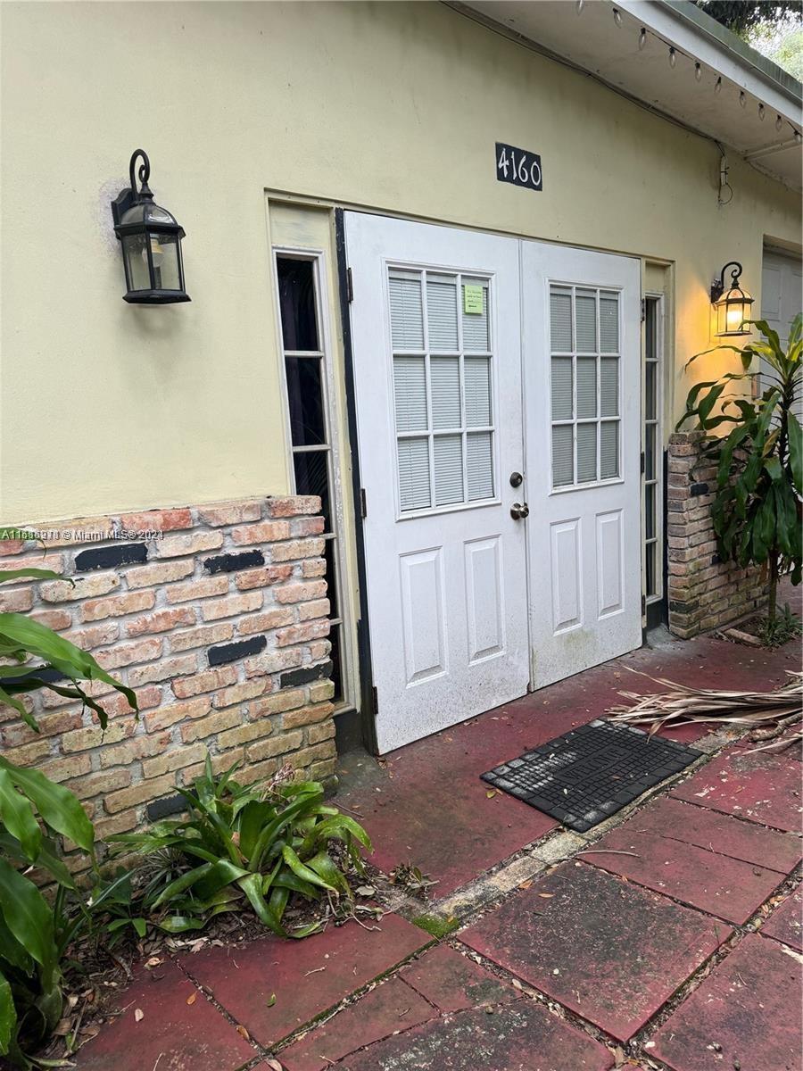 4160 Lybyer Ave (In Law Quarter) 4160, Miami, Florida 33133, ,1 BathroomBathrooms,Residentiallease,For Rent,4160 Lybyer Ave (In Law Quarter) 4160,A11516911