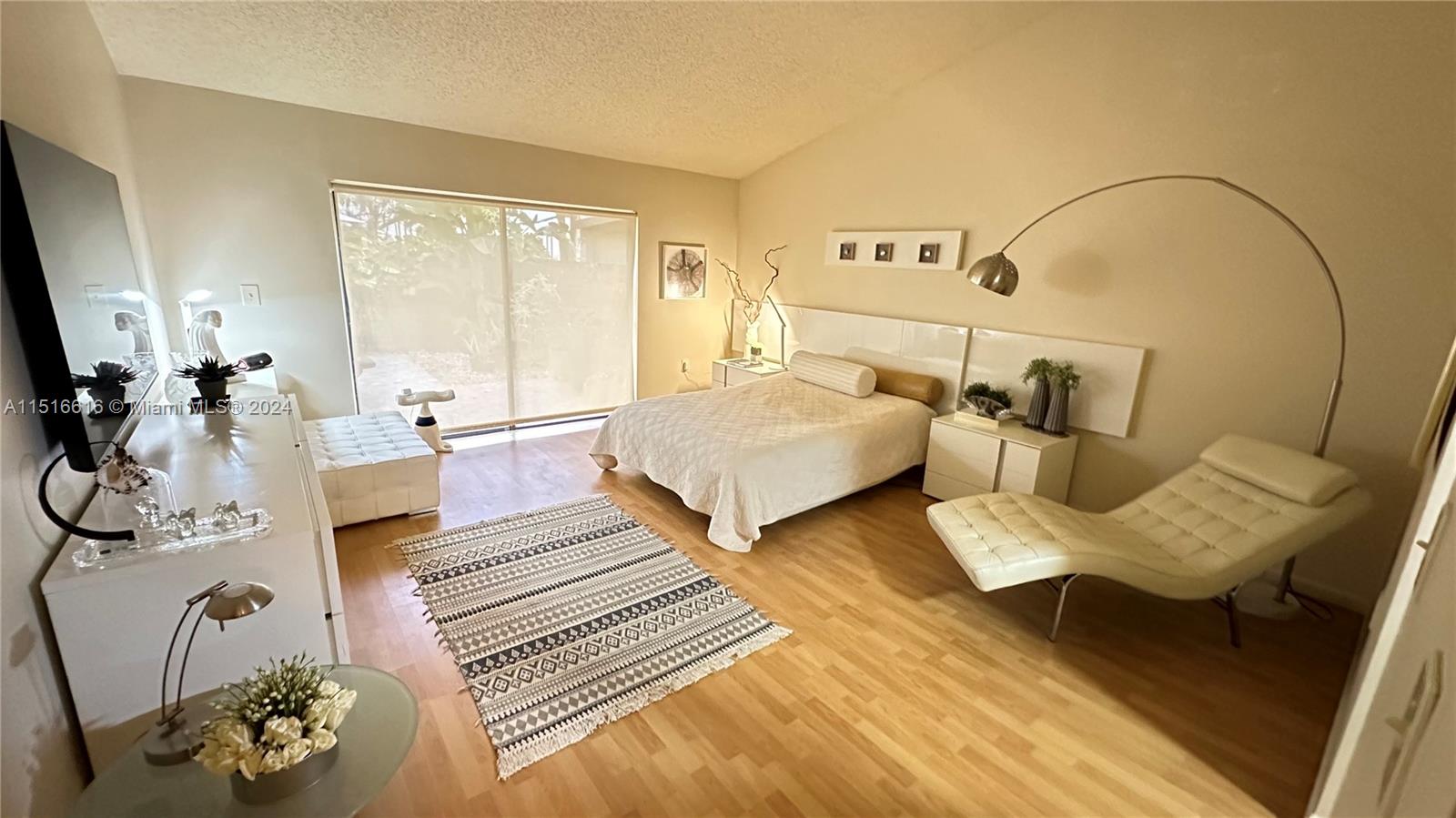 577 NE 199th Ter 1V, Miami, Florida 33179, 2 Bedrooms Bedrooms, ,2 BathroomsBathrooms,Residential,For Sale,577 NE 199th Ter 1V,A11516616
