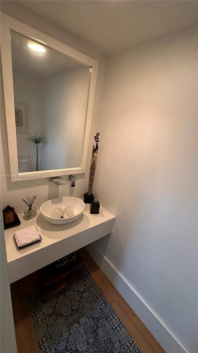 577 NE 199th Ter 1V, Miami, Florida 33179, 2 Bedrooms Bedrooms, ,2 BathroomsBathrooms,Residential,For Sale,577 NE 199th Ter 1V,A11516616