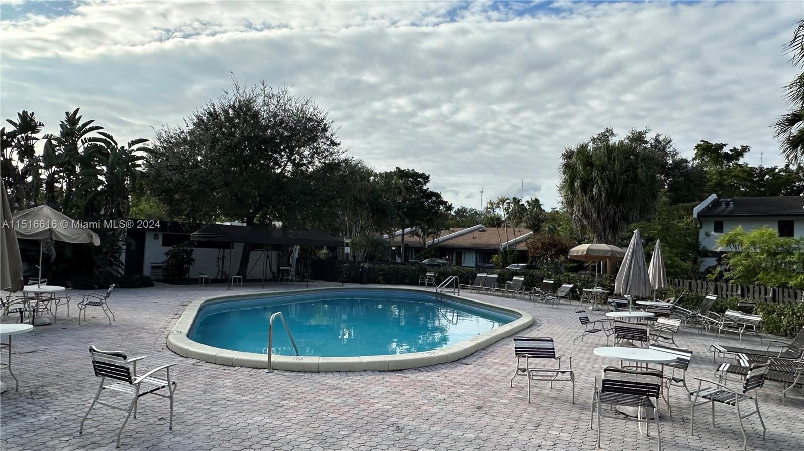 577 NE 199th Ter 1V, Miami, Florida 33179, 2 Bedrooms Bedrooms, ,2 BathroomsBathrooms,Residential,For Sale,577 NE 199th Ter 1V,A11516616