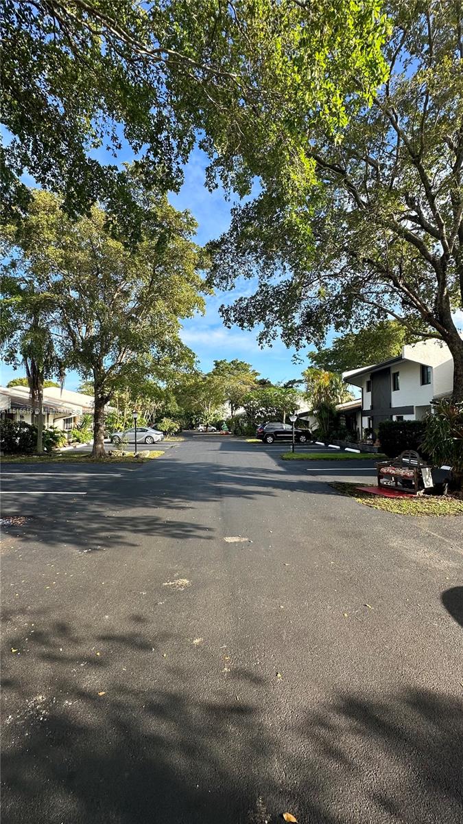 577 NE 199th Ter 1V, Miami, Florida 33179, 2 Bedrooms Bedrooms, ,2 BathroomsBathrooms,Residential,For Sale,577 NE 199th Ter 1V,A11516616