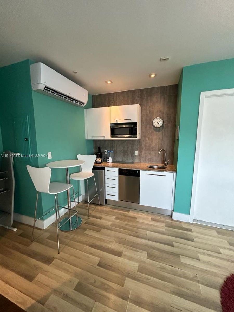 1816 Meridian Ave 28, Miami Beach, Florida 33139, ,1 BathroomBathrooms,Residential,For Sale,1816 Meridian Ave 28,A11514553