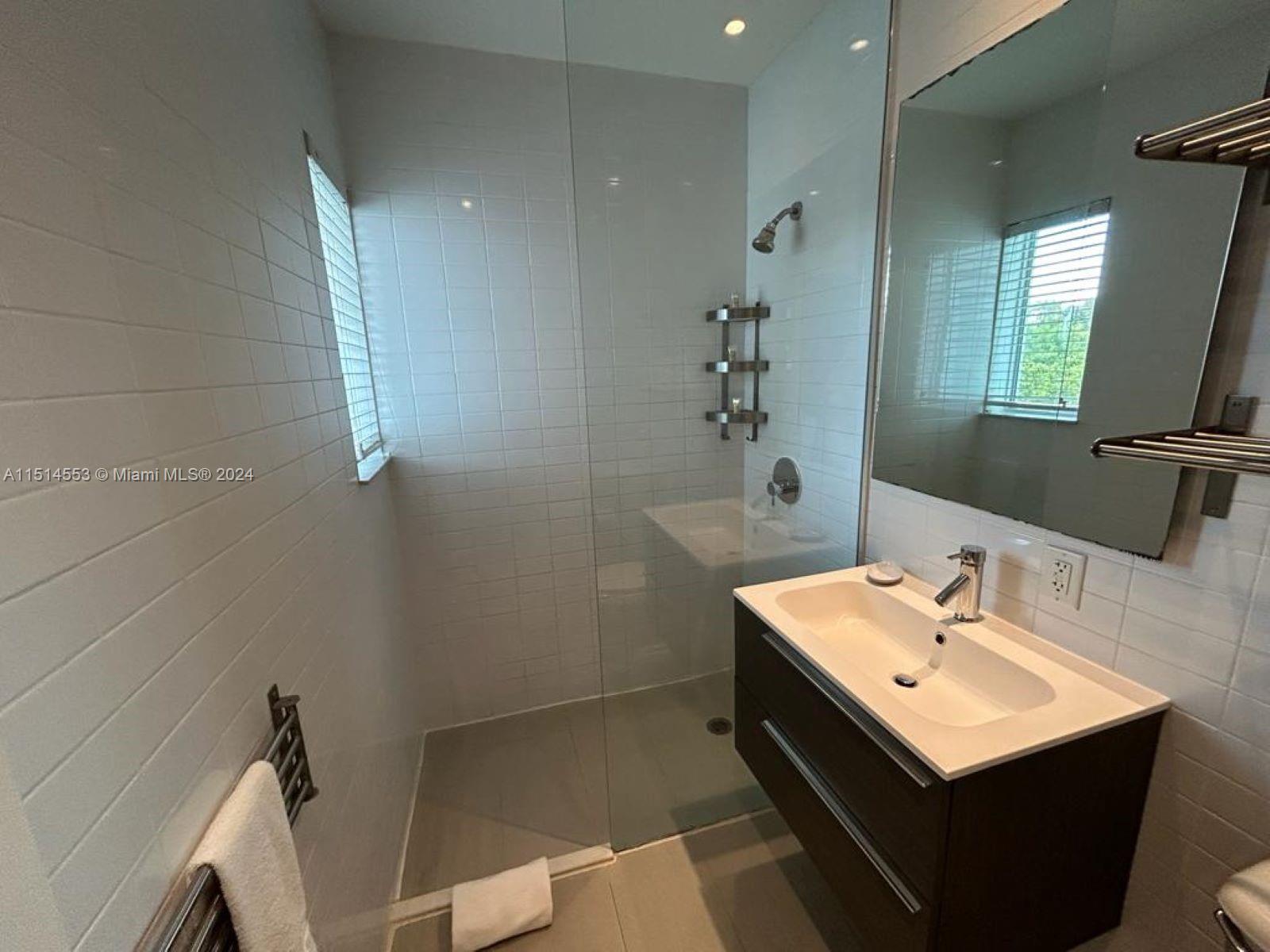 1816 Meridian Ave 28, Miami Beach, Florida 33139, ,1 BathroomBathrooms,Residential,For Sale,1816 Meridian Ave 28,A11514553