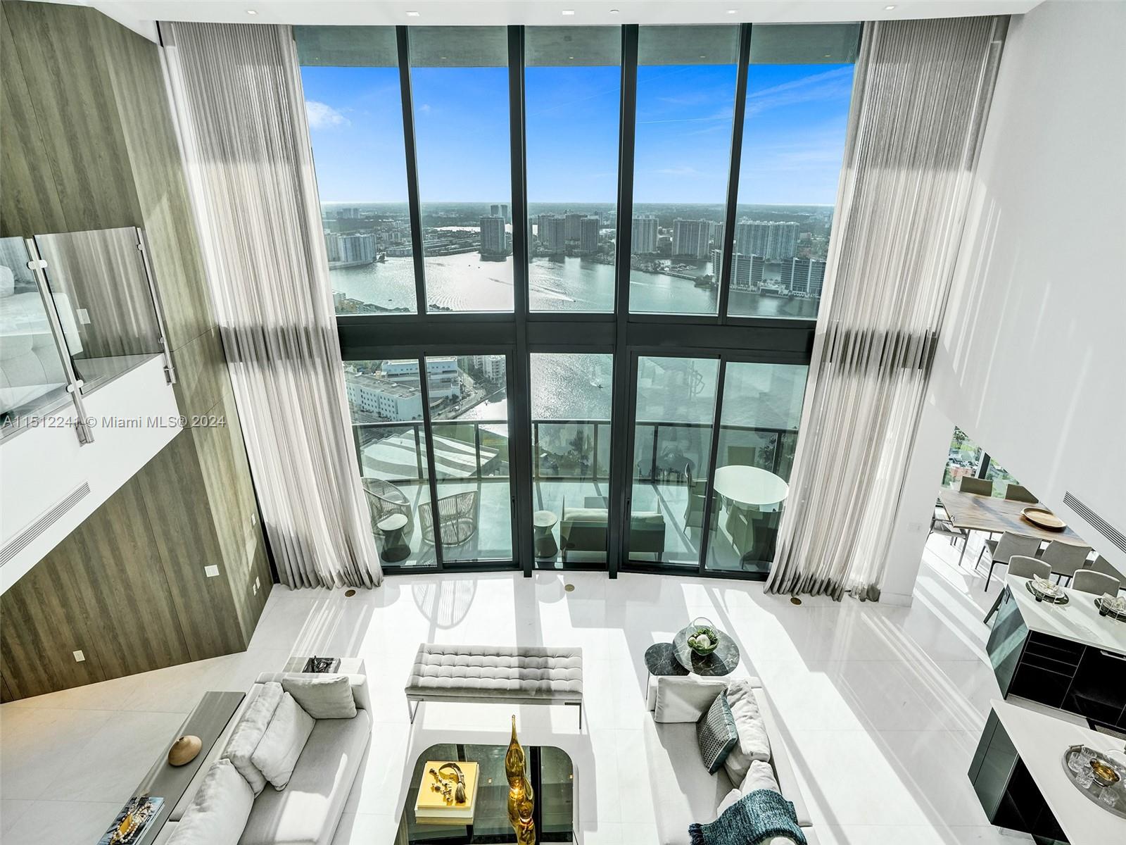 18555 Collins Ave 4403, Sunny Isles Beach, Florida 33160, 3 Bedrooms Bedrooms, ,4 BathroomsBathrooms,Residential,For Sale,18555 Collins Ave 4403,A11512241