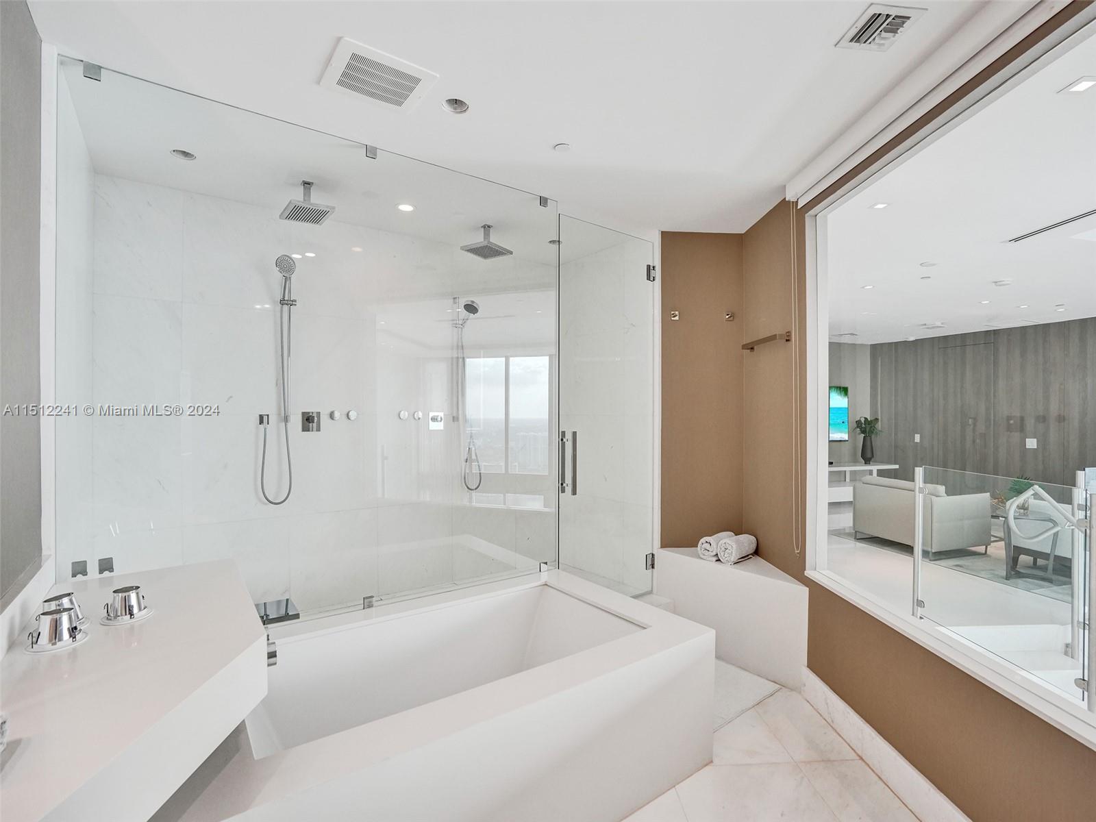18555 Collins Ave 4403, Sunny Isles Beach, Florida 33160, 3 Bedrooms Bedrooms, ,4 BathroomsBathrooms,Residential,For Sale,18555 Collins Ave 4403,A11512241