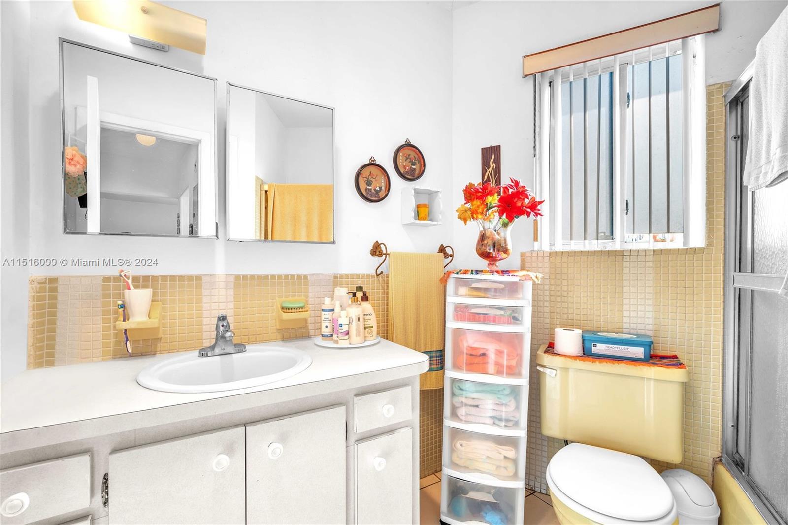 18726 NE 18th Ave 221, Miami, Florida 33179, 1 Bedroom Bedrooms, ,1 BathroomBathrooms,Residential,For Sale,18726 NE 18th Ave 221,A11516099
