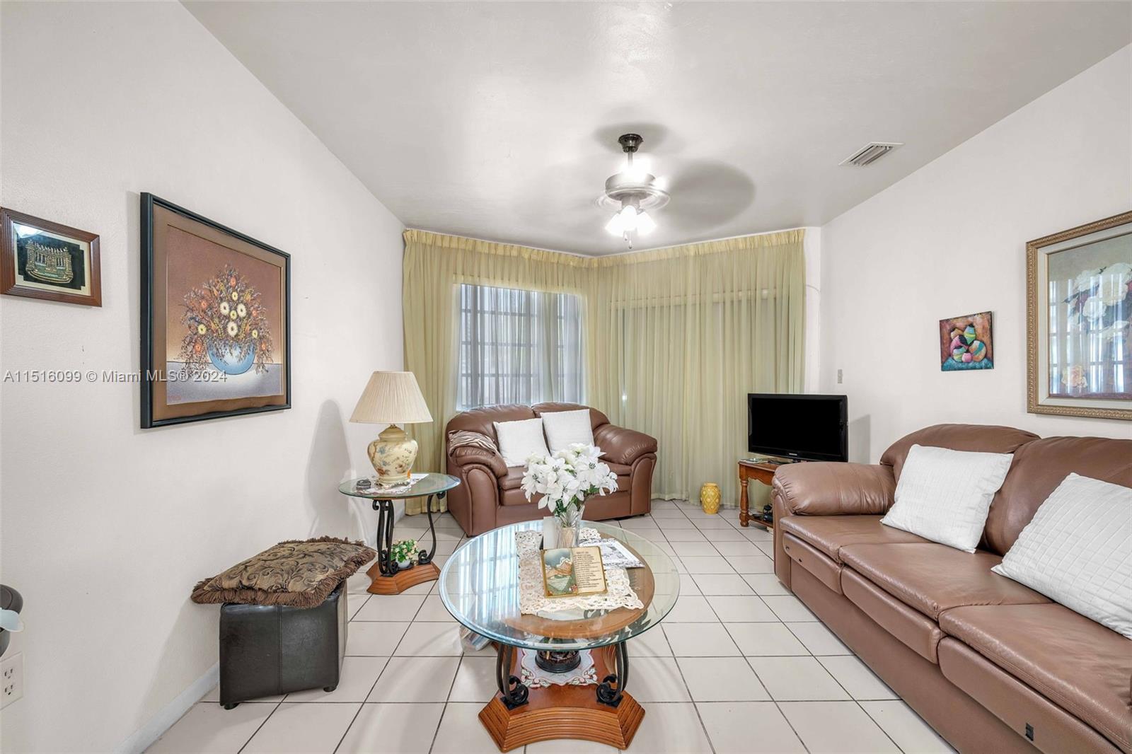 18726 NE 18th Ave 221, Miami, Florida 33179, 1 Bedroom Bedrooms, ,1 BathroomBathrooms,Residential,For Sale,18726 NE 18th Ave 221,A11516099