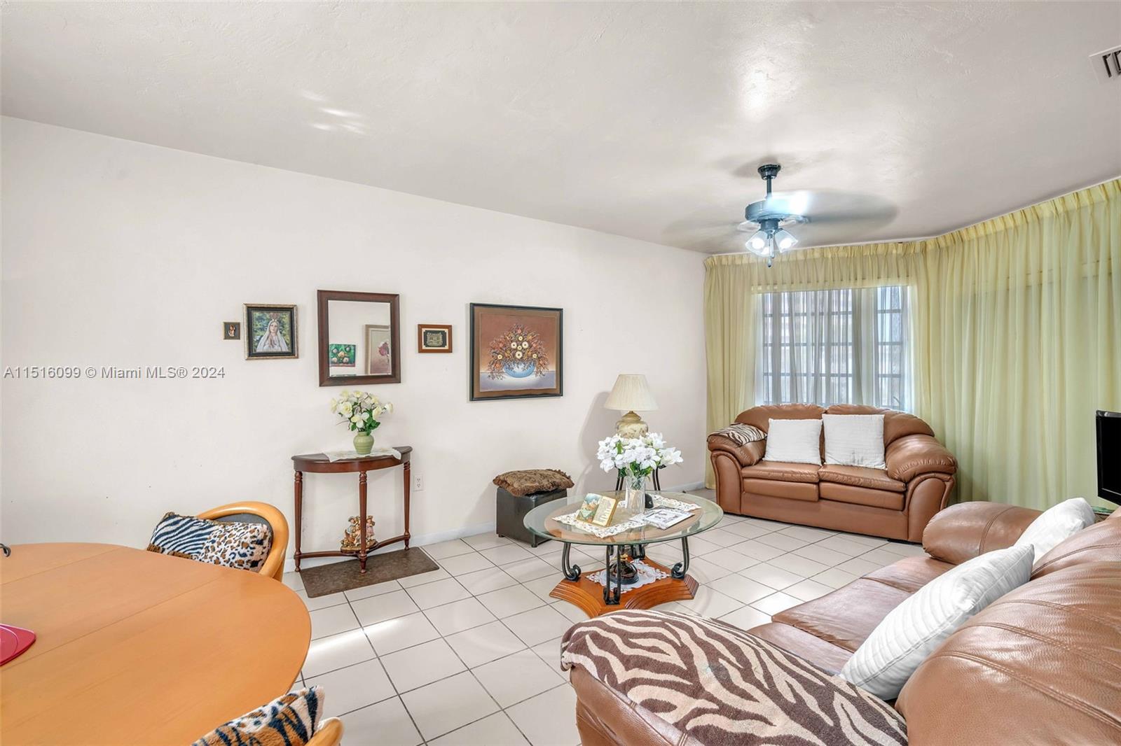 18726 NE 18th Ave 221, Miami, Florida 33179, 1 Bedroom Bedrooms, ,1 BathroomBathrooms,Residential,For Sale,18726 NE 18th Ave 221,A11516099