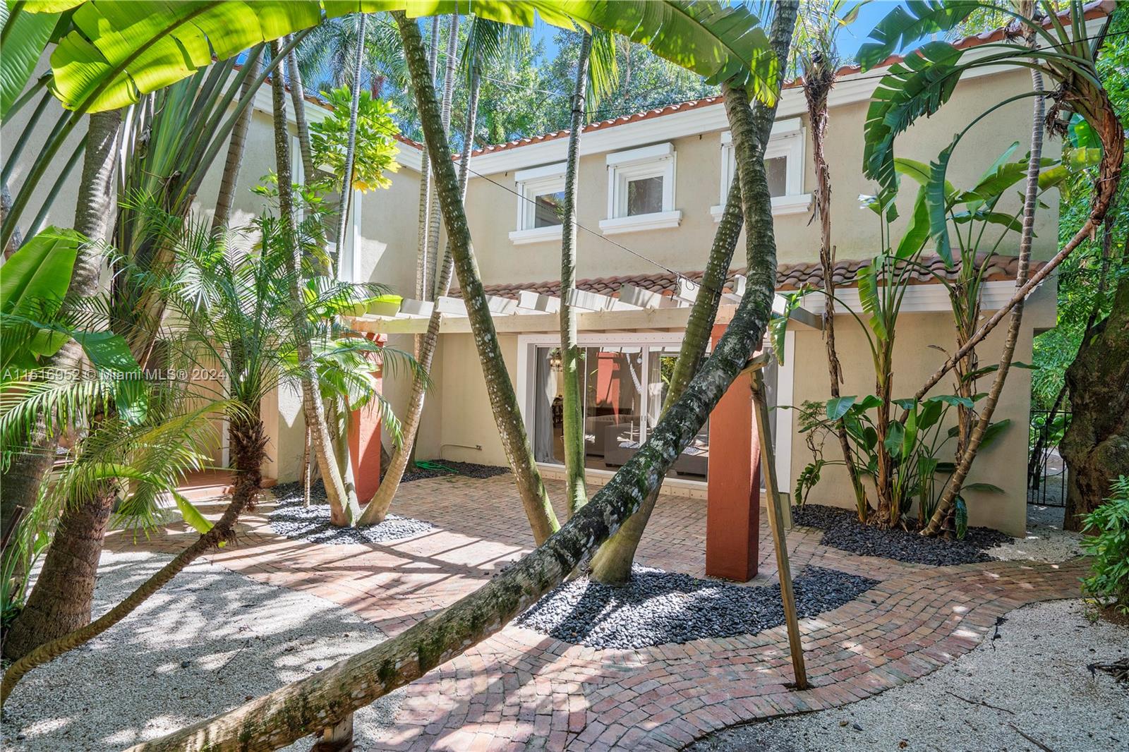 3798 Matheson Ave, Miami, Florida 33133, 4 Bedrooms Bedrooms, ,4 BathroomsBathrooms,Residentiallease,For Rent,3798 Matheson Ave,A11516952