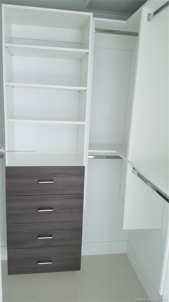 1300 S MIAMI AVE 3707, Miami, Florida 33130, 1 Bedroom Bedrooms, ,1 BathroomBathrooms,Residential,For Sale,1300 S MIAMI AVE 3707,A11517208