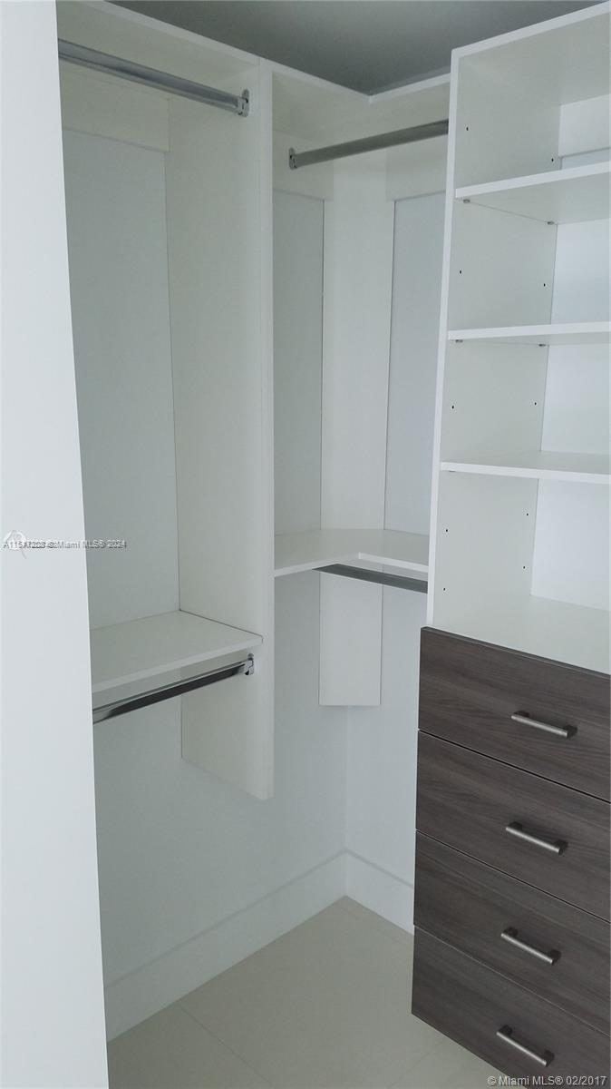 1300 S MIAMI AVE 3707, Miami, Florida 33130, 1 Bedroom Bedrooms, ,1 BathroomBathrooms,Residential,For Sale,1300 S MIAMI AVE 3707,A11517208