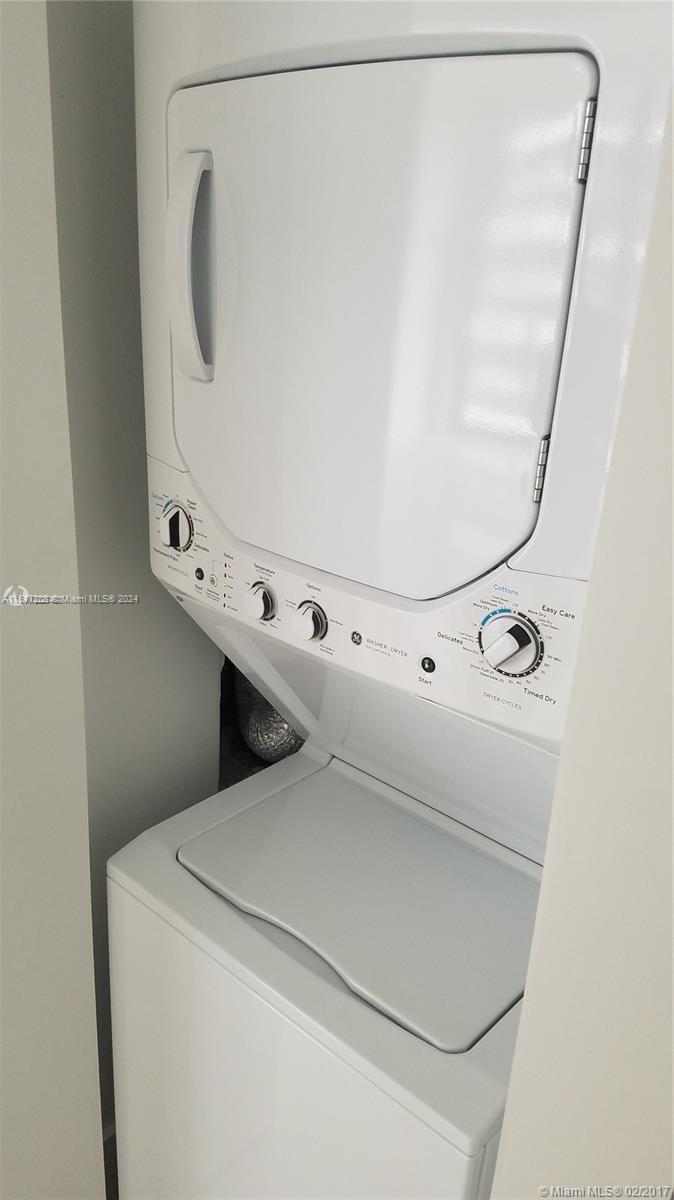 1300 S MIAMI AVE 3707, Miami, Florida 33130, 1 Bedroom Bedrooms, ,1 BathroomBathrooms,Residential,For Sale,1300 S MIAMI AVE 3707,A11517208