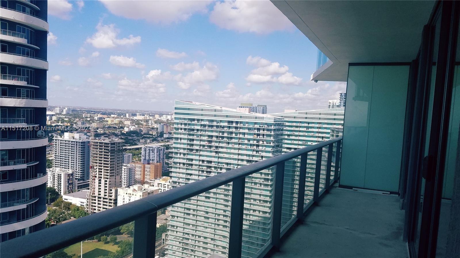 1300 S MIAMI AVE 3707, Miami, Florida 33130, 1 Bedroom Bedrooms, ,1 BathroomBathrooms,Residential,For Sale,1300 S MIAMI AVE 3707,A11517208