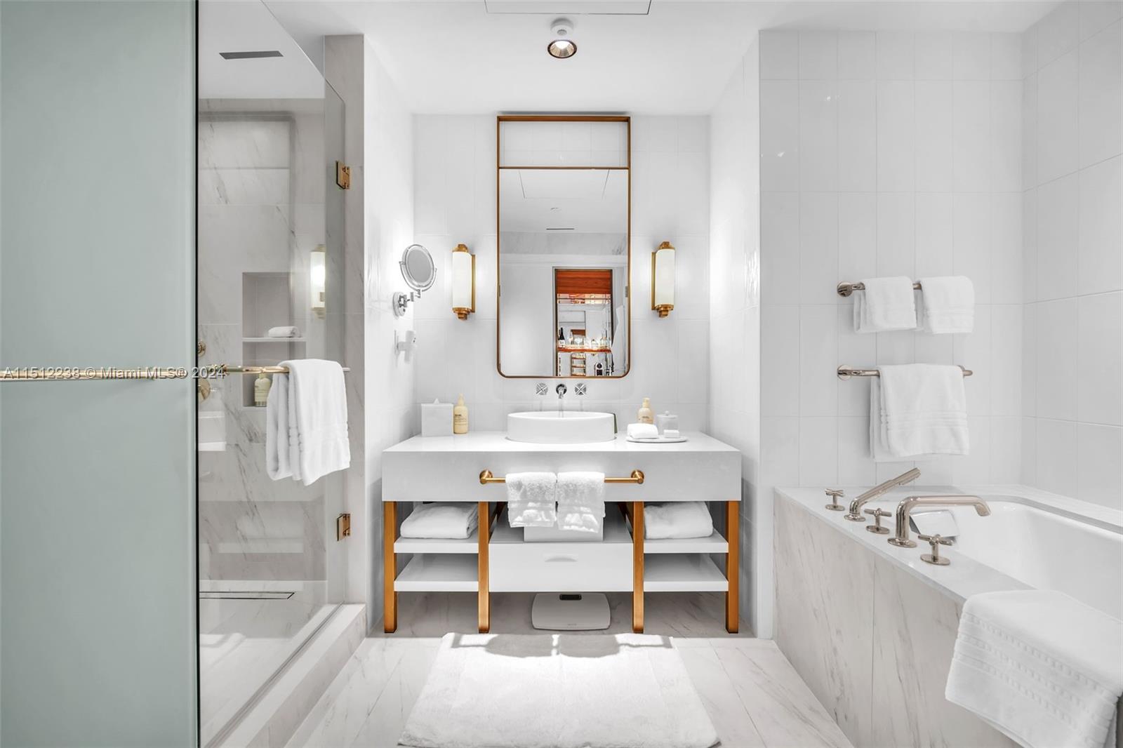 525 N Fort Lauderdale Beach Blvd 1708, Fort Lauderdale, Florida 33304, 2 Bedrooms Bedrooms, ,2 BathroomsBathrooms,Residential,For Sale,525 N Fort Lauderdale Beach Blvd 1708,A11512238