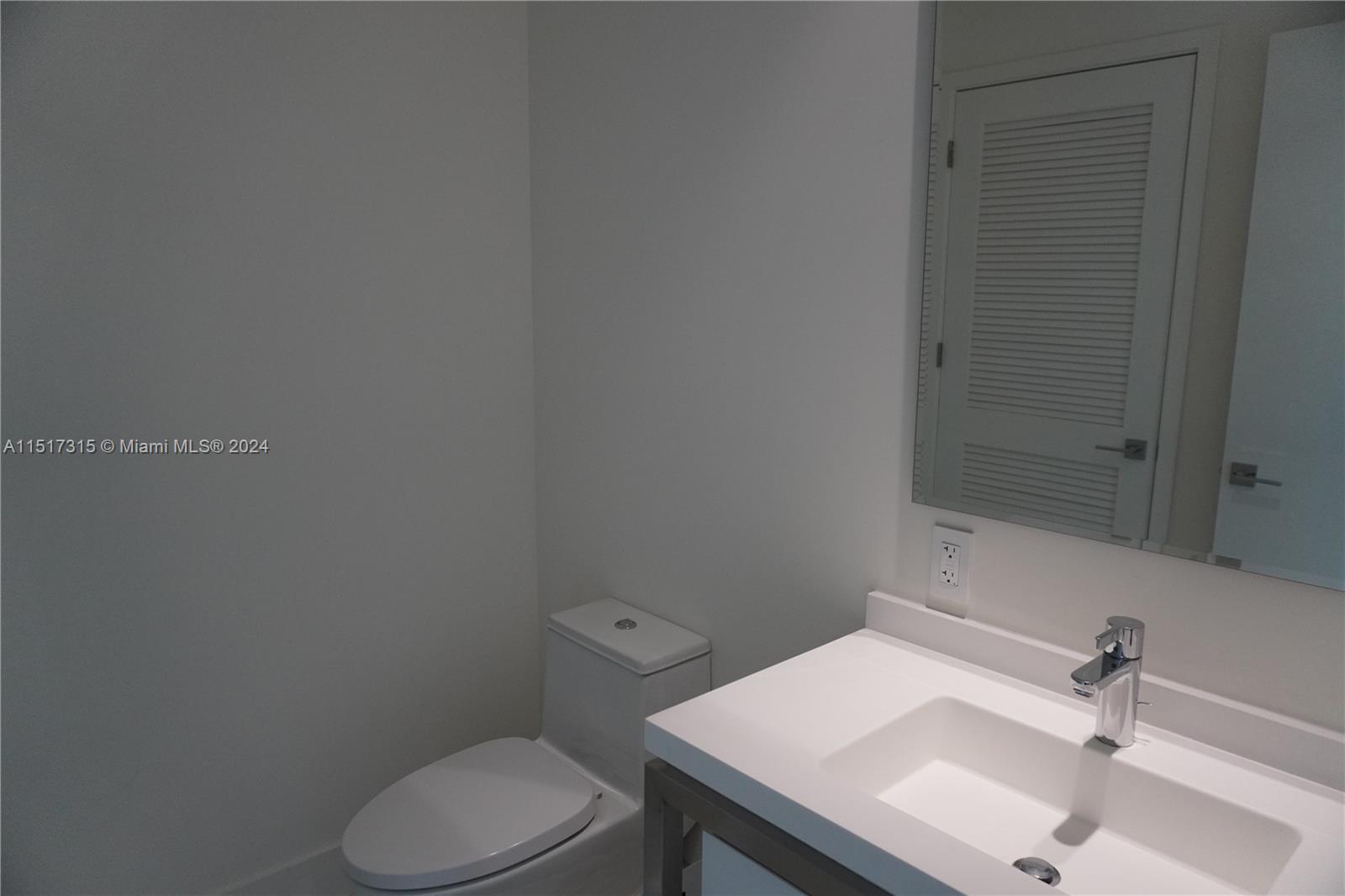 2000 Metropica Way PH01, Sunrise, Florida 33323, 3 Bedrooms Bedrooms, ,3 BathroomsBathrooms,Residential,For Sale,2000 Metropica Way PH01,A11517315