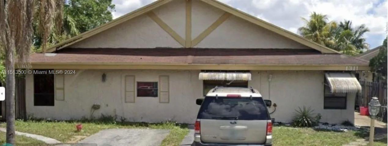 1309 SW 75th Ave, North Lauderdale, Florida 33068, 3 Bedrooms Bedrooms, ,2 BathroomsBathrooms,Residential,For Sale,1309 SW 75th Ave,A11513500