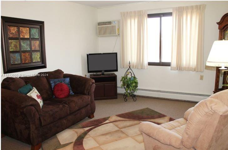 1309 SW 75th Ave, North Lauderdale, Florida 33068, 3 Bedrooms Bedrooms, ,2 BathroomsBathrooms,Residential,For Sale,1309 SW 75th Ave,A11513500