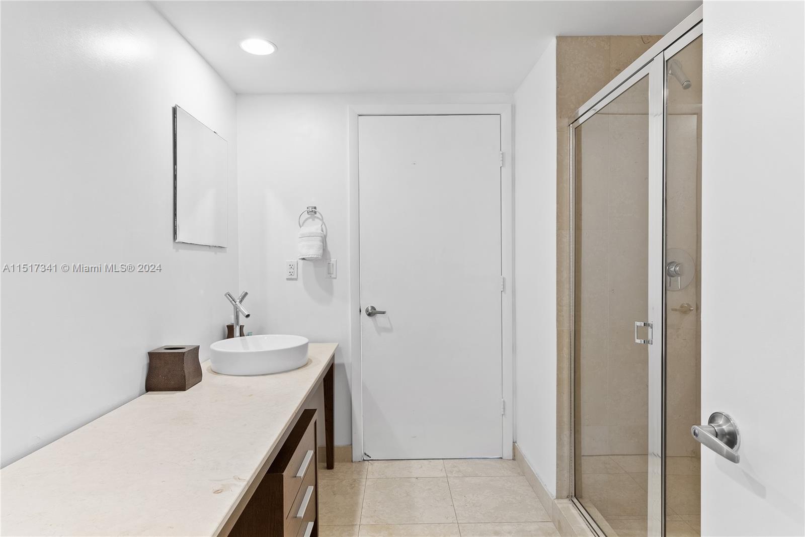 465 Brickell Ave 2003, Miami, Florida 33131, 2 Bedrooms Bedrooms, ,2 BathroomsBathrooms,Residential,For Sale,465 Brickell Ave 2003,A11517341