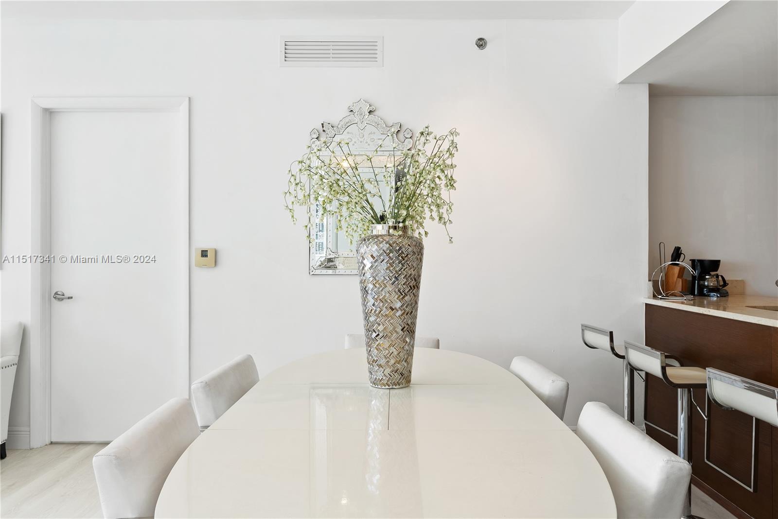 465 Brickell Ave 2003, Miami, Florida 33131, 2 Bedrooms Bedrooms, ,2 BathroomsBathrooms,Residential,For Sale,465 Brickell Ave 2003,A11517341