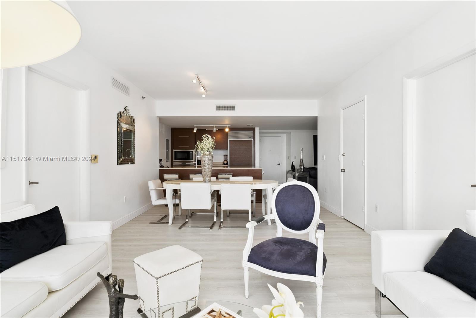 465 Brickell Ave 2003, Miami, Florida 33131, 2 Bedrooms Bedrooms, ,2 BathroomsBathrooms,Residential,For Sale,465 Brickell Ave 2003,A11517341