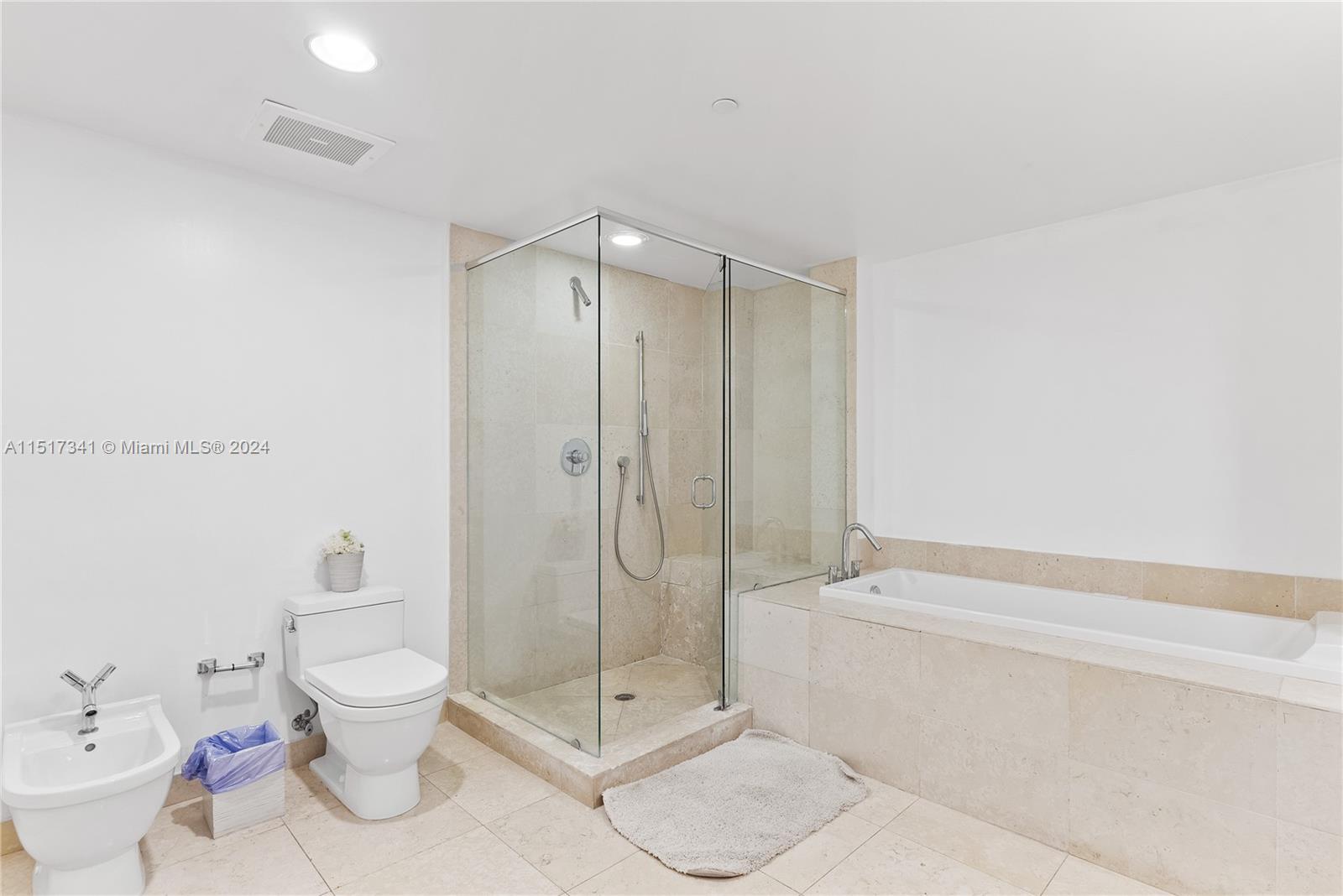 465 Brickell Ave 2003, Miami, Florida 33131, 2 Bedrooms Bedrooms, ,2 BathroomsBathrooms,Residential,For Sale,465 Brickell Ave 2003,A11517341