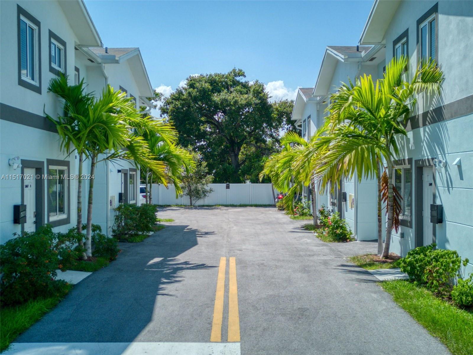 507-513 NW 8th Ave, Fort Lauderdale, Florida 33311, ,Commercialsale,For Sale,507-513 NW 8th Ave,A11517021