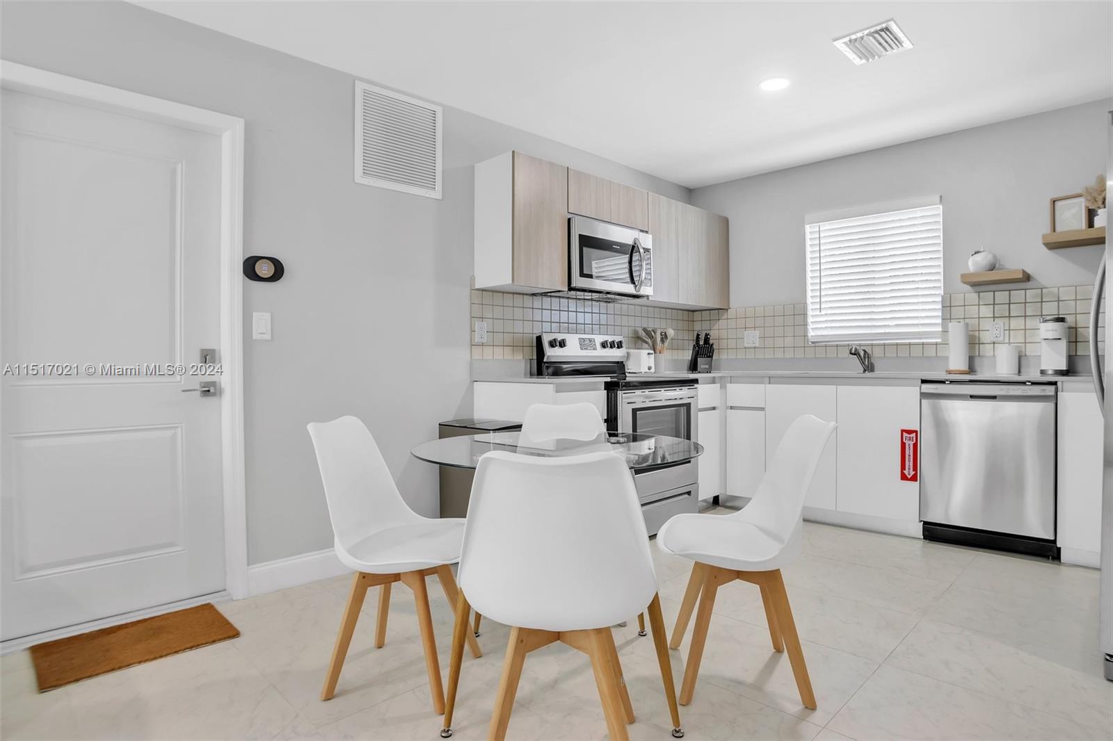 507-513 NW 8th Ave, Fort Lauderdale, Florida 33311, ,Commercialsale,For Sale,507-513 NW 8th Ave,A11517021