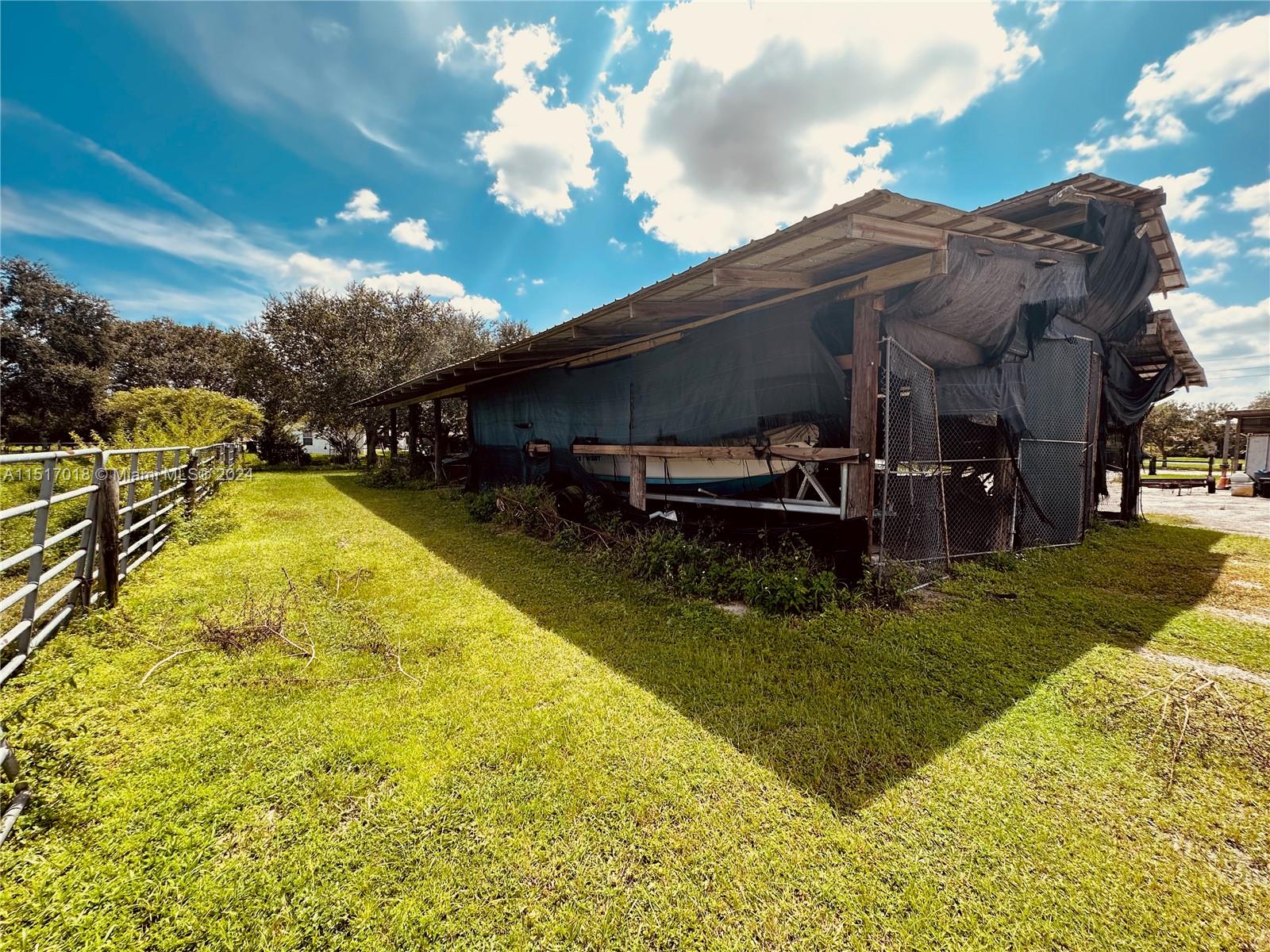 5901 SW 160th Ave, Southwest Ranches, Florida 33331, 7 Bedrooms Bedrooms, ,5 BathroomsBathrooms,Residential,For Sale,5901 SW 160th Ave,A11517018
