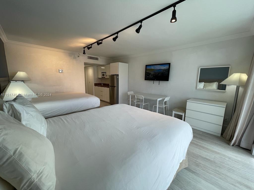 19201 Collins Ave 933, Sunny Isles Beach, Florida 33160, ,1 BathroomBathrooms,Residentiallease,For Rent,19201 Collins Ave 933,A11517404