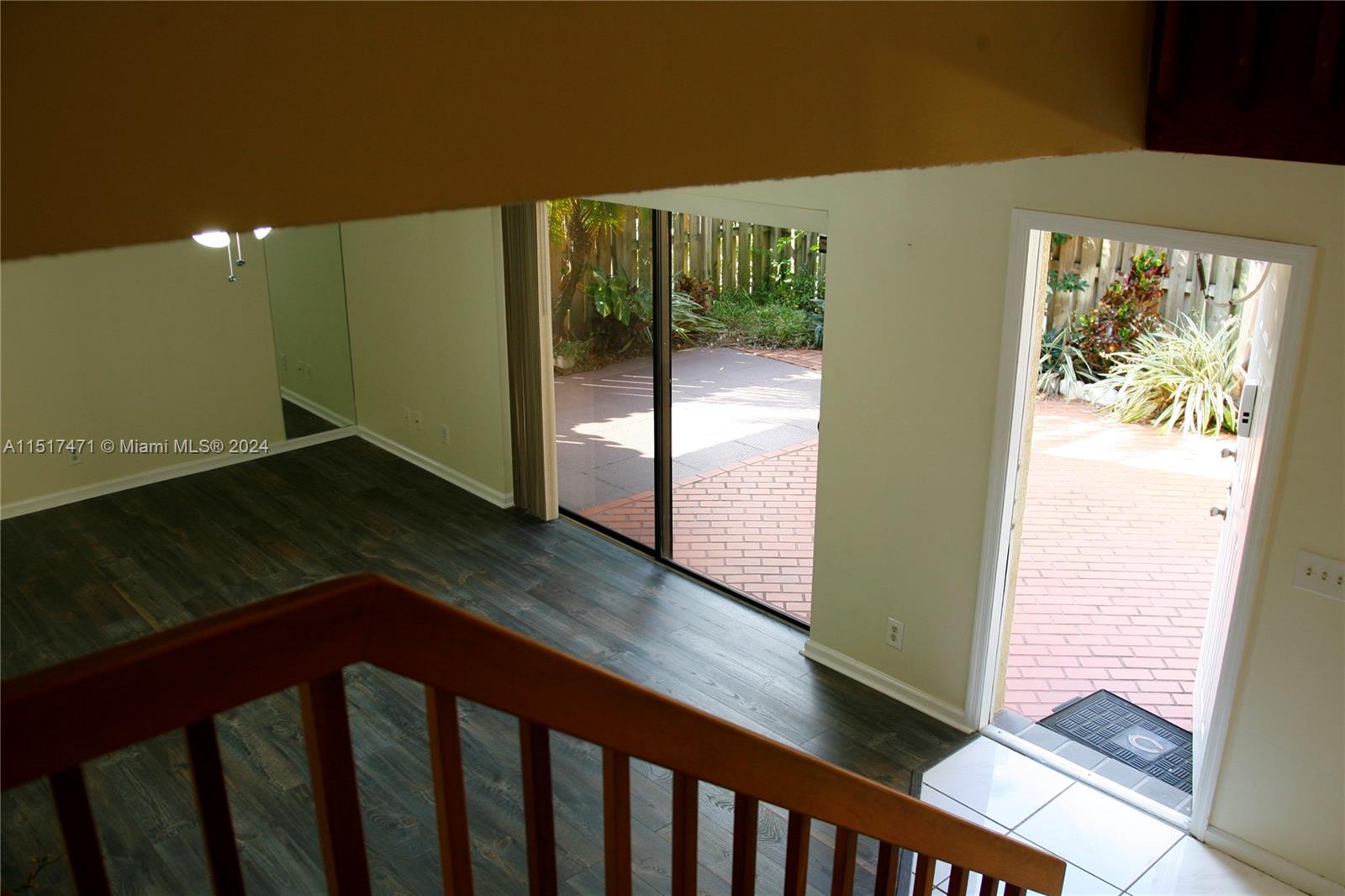 9887 NW 6th Ct, Plantation, Florida 33324, 2 Bedrooms Bedrooms, ,2 BathroomsBathrooms,Residentiallease,For Rent,9887 NW 6th Ct,A11517471