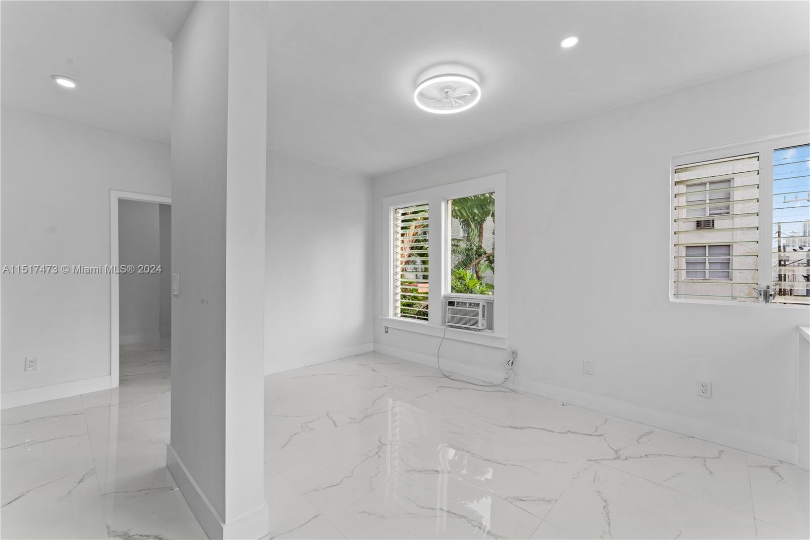 842 Meridian Ave 2D, Miami Beach, Florida 33139, 1 Bedroom Bedrooms, ,1 BathroomBathrooms,Residential,For Sale,842 Meridian Ave 2D,A11517473