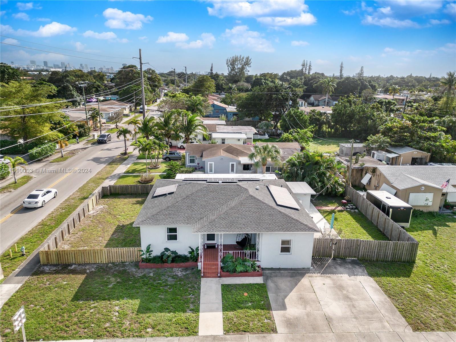 2402 Van Buren St, Hollywood, Florida 33020, 3 Bedrooms Bedrooms, ,2 BathroomsBathrooms,Residential,For Sale,2402 Van Buren St,A11510003