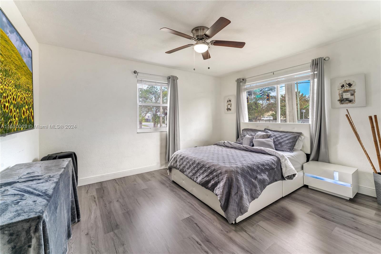 2402 Van Buren St, Hollywood, Florida 33020, 3 Bedrooms Bedrooms, ,2 BathroomsBathrooms,Residential,For Sale,2402 Van Buren St,A11510003