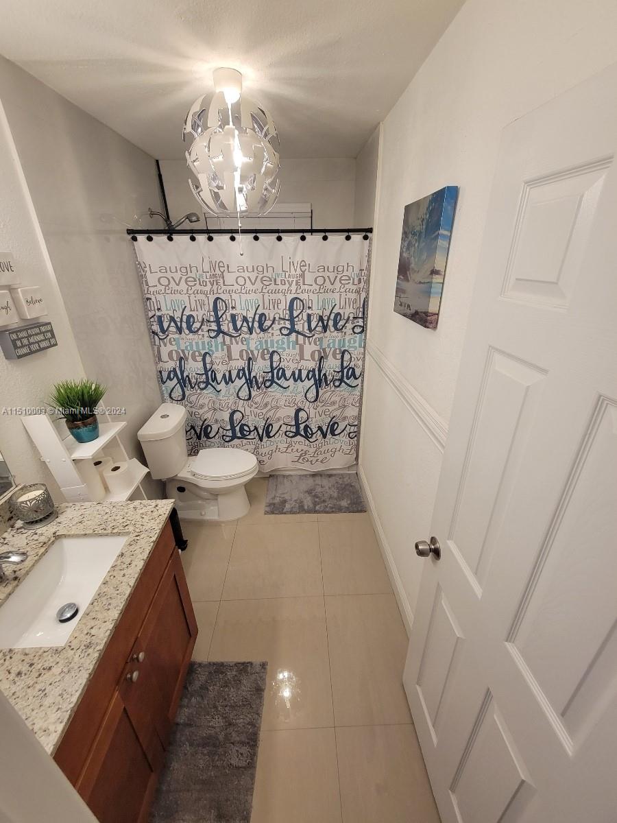 2402 Van Buren St, Hollywood, Florida 33020, 3 Bedrooms Bedrooms, ,2 BathroomsBathrooms,Residential,For Sale,2402 Van Buren St,A11510003