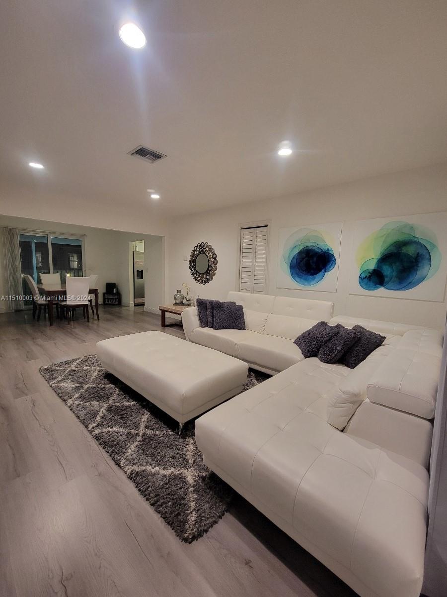 2402 Van Buren St, Hollywood, Florida 33020, 3 Bedrooms Bedrooms, ,2 BathroomsBathrooms,Residential,For Sale,2402 Van Buren St,A11510003
