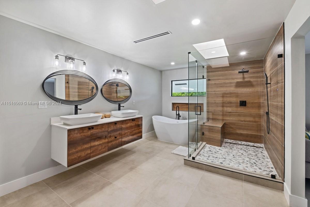 600 Nightingale Ave, Miami Springs, Florida 33166, 4 Bedrooms Bedrooms, ,3 BathroomsBathrooms,Residential,For Sale,600 Nightingale Ave,A11516569