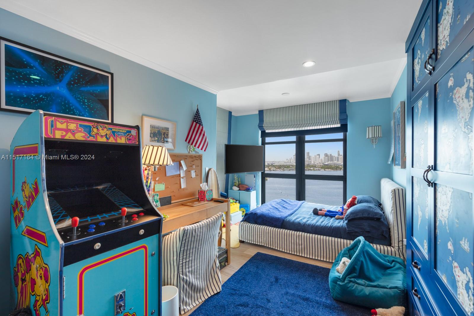 9 Island Ave 2105, Miami Beach, Florida 33139, 3 Bedrooms Bedrooms, ,3 BathroomsBathrooms,Residential,For Sale,9 Island Ave 2105,A11517164