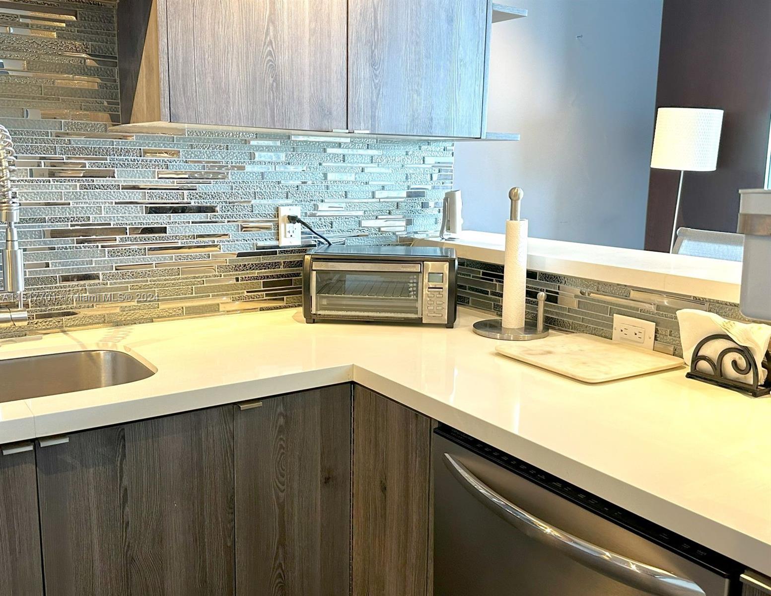 1000 West Ave 1219, Miami Beach, Florida 33139, ,1 BathroomBathrooms,Residential,For Sale,1000 West Ave 1219,A11517701