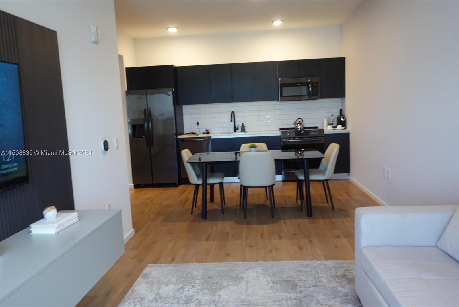 398 NE 5th St 3119, Miami, Florida 33132, 1 Bedroom Bedrooms, ,1 BathroomBathrooms,Residential,For Sale,398 NE 5th St 3119,A11508836