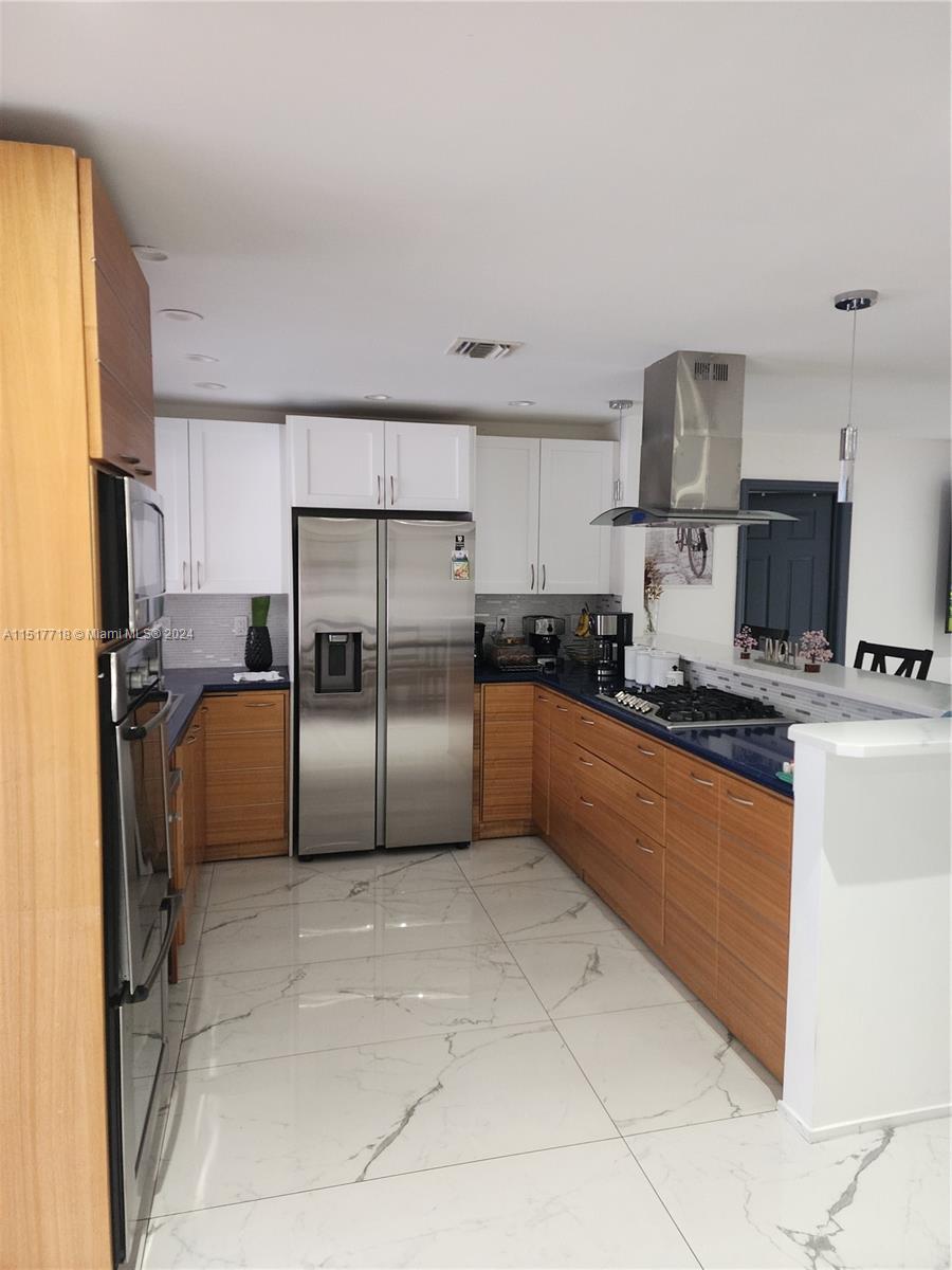 9151 Sunset Strip, Sunrise, Florida 33322, 4 Bedrooms Bedrooms, ,2 BathroomsBathrooms,Residential,For Sale,9151 Sunset Strip,A11517718