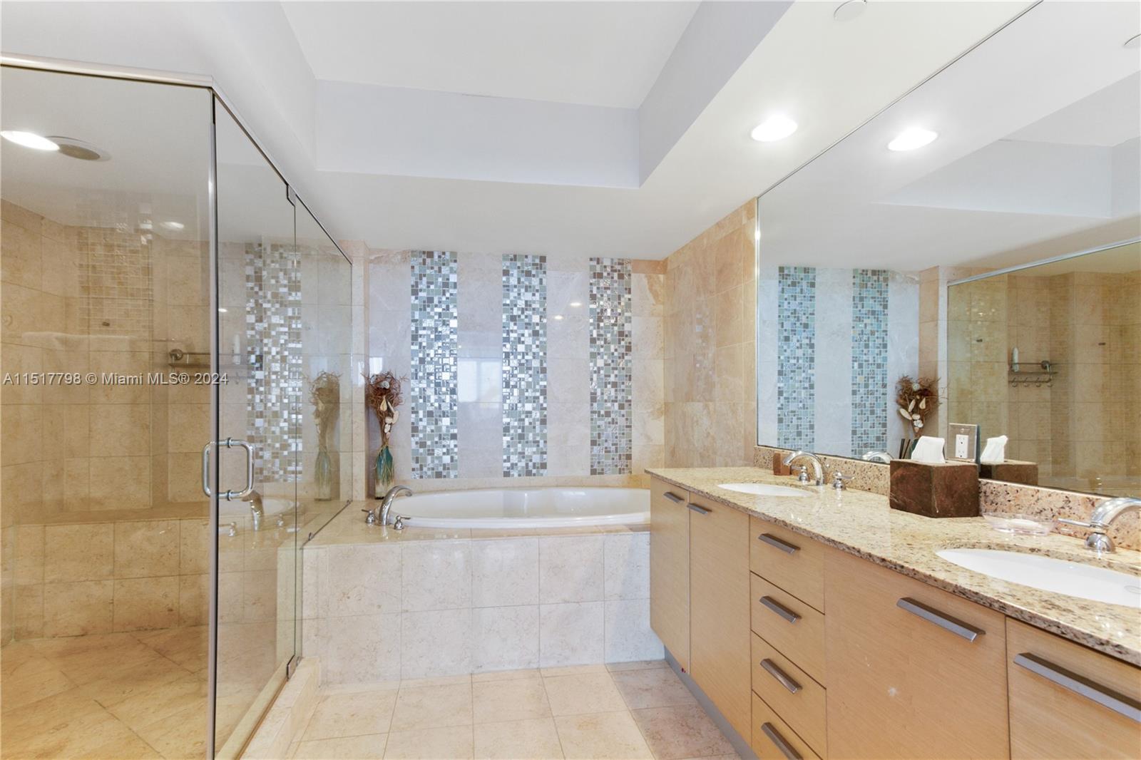 1830 S Ocean Dr UP5010, Hallandale Beach, Florida 33009, 2 Bedrooms Bedrooms, ,2 BathroomsBathrooms,Residential,For Sale,1830 S Ocean Dr UP5010,A11517798