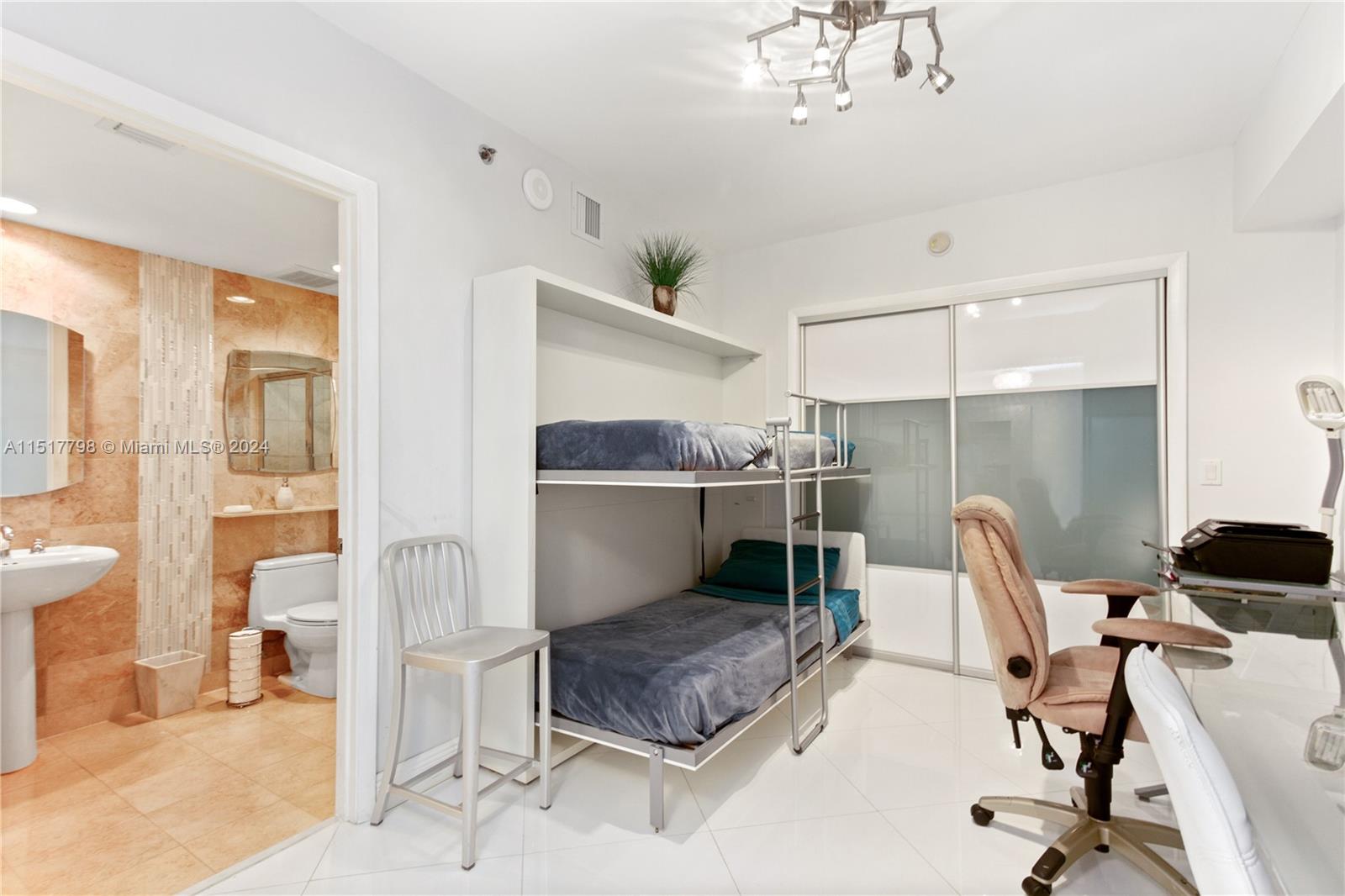 1830 S Ocean Dr UP5010, Hallandale Beach, Florida 33009, 2 Bedrooms Bedrooms, ,2 BathroomsBathrooms,Residential,For Sale,1830 S Ocean Dr UP5010,A11517798