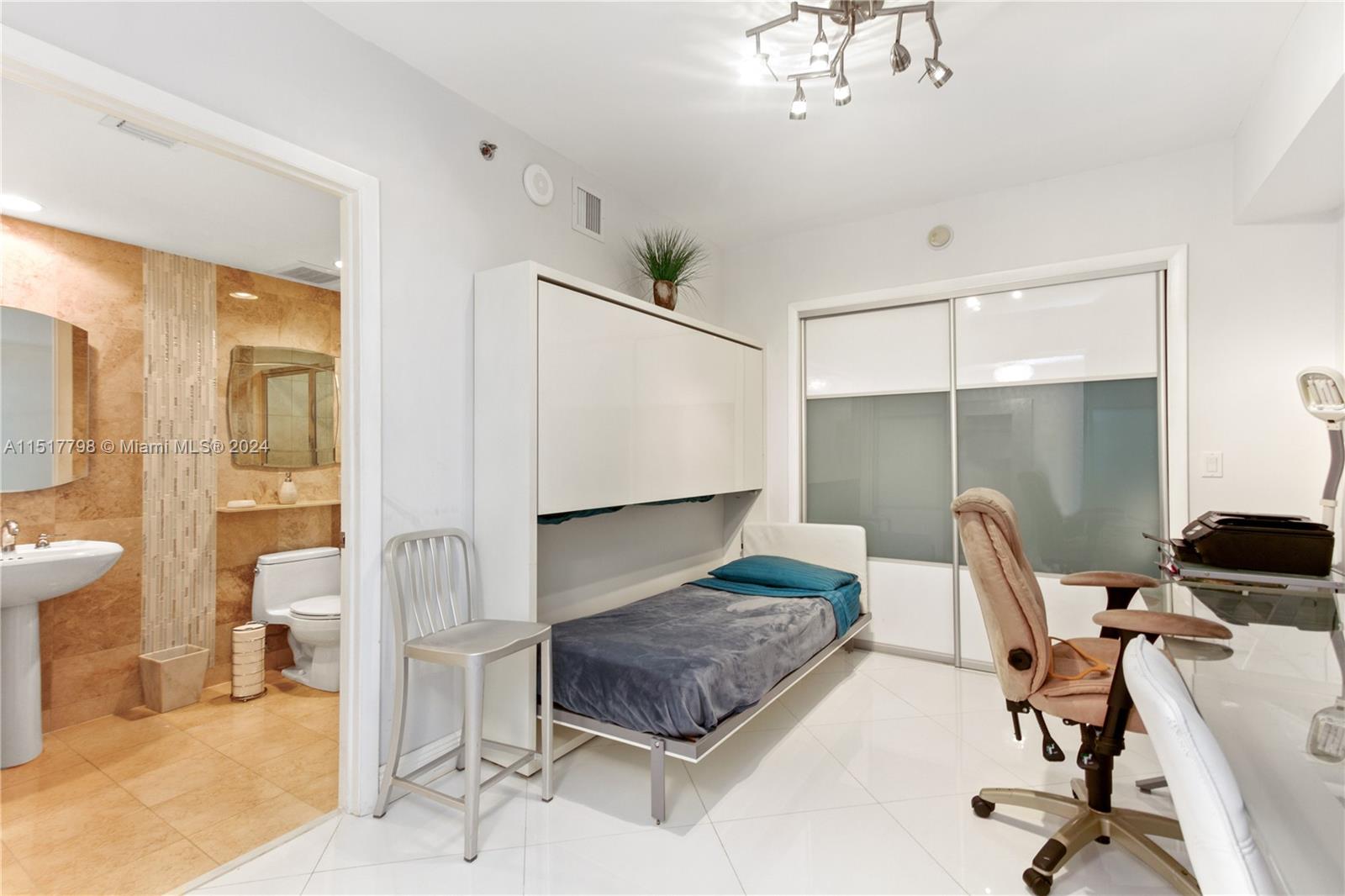 1830 S Ocean Dr UP5010, Hallandale Beach, Florida 33009, 2 Bedrooms Bedrooms, ,2 BathroomsBathrooms,Residential,For Sale,1830 S Ocean Dr UP5010,A11517798