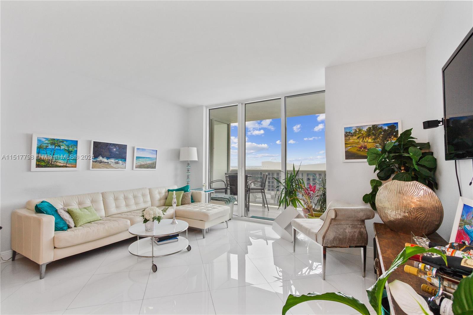 1830 S Ocean Dr UP5010, Hallandale Beach, Florida 33009, 2 Bedrooms Bedrooms, ,2 BathroomsBathrooms,Residential,For Sale,1830 S Ocean Dr UP5010,A11517798
