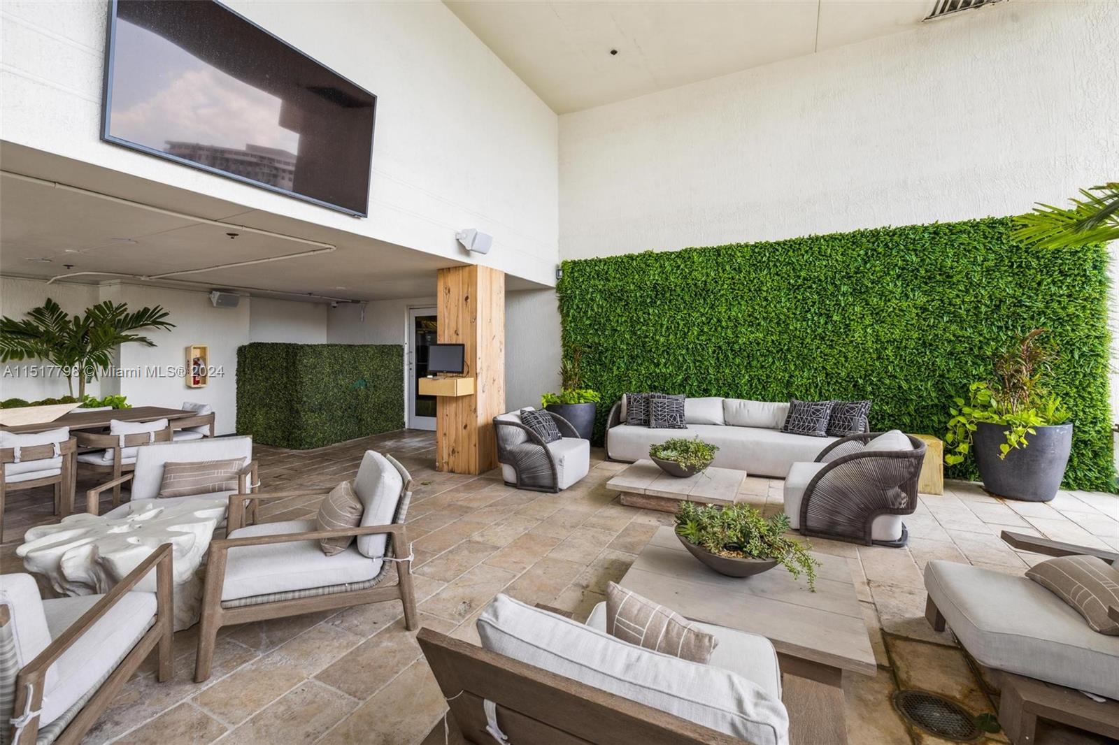 1830 S Ocean Dr UP5010, Hallandale Beach, Florida 33009, 2 Bedrooms Bedrooms, ,2 BathroomsBathrooms,Residential,For Sale,1830 S Ocean Dr UP5010,A11517798