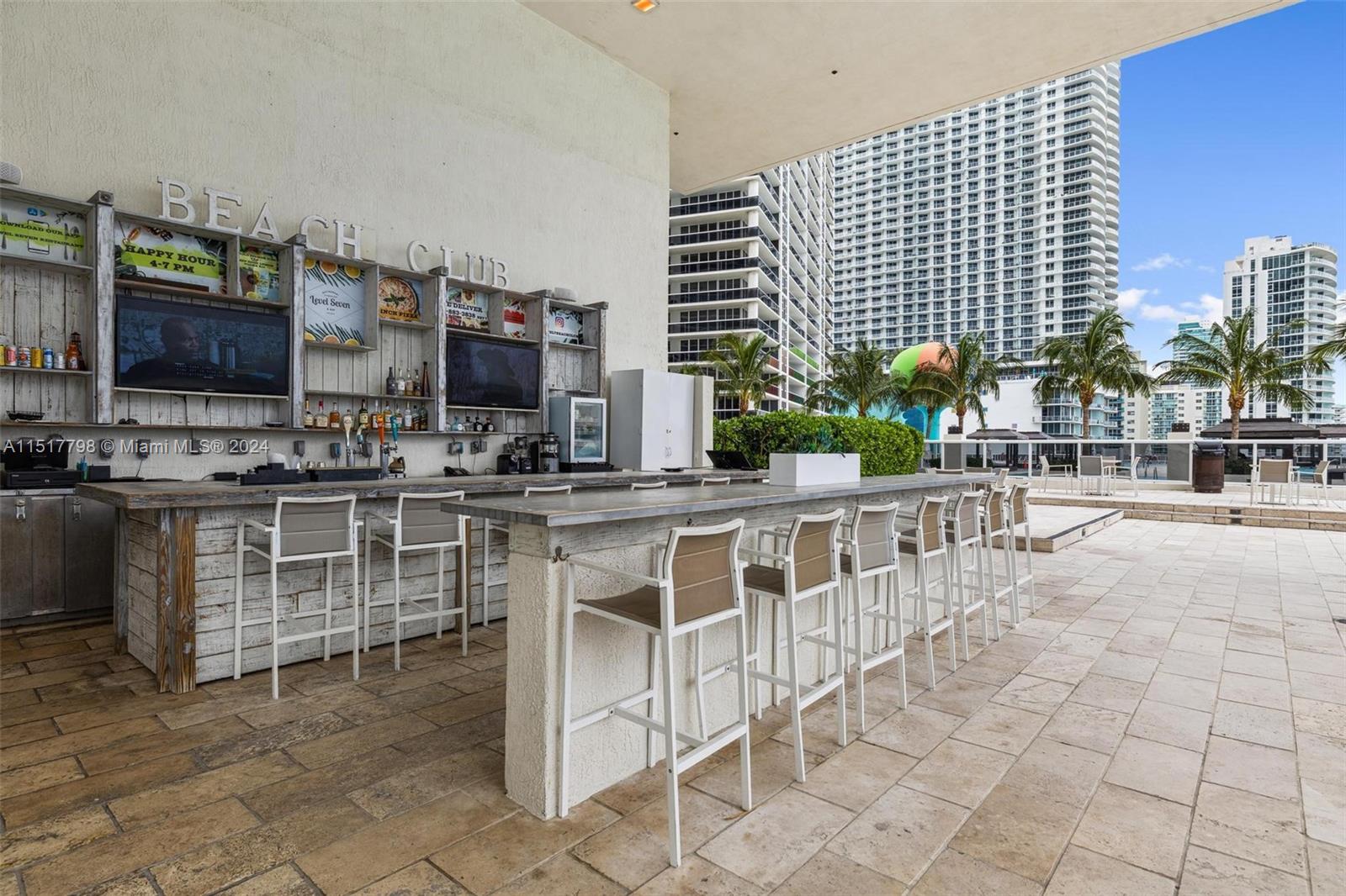 1830 S Ocean Dr UP5010, Hallandale Beach, Florida 33009, 2 Bedrooms Bedrooms, ,2 BathroomsBathrooms,Residential,For Sale,1830 S Ocean Dr UP5010,A11517798