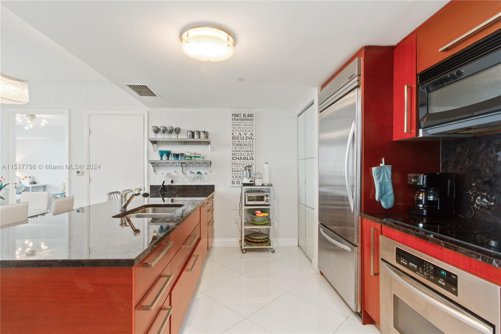 1830 S Ocean Dr UP5010, Hallandale Beach, Florida 33009, 2 Bedrooms Bedrooms, ,2 BathroomsBathrooms,Residential,For Sale,1830 S Ocean Dr UP5010,A11517798