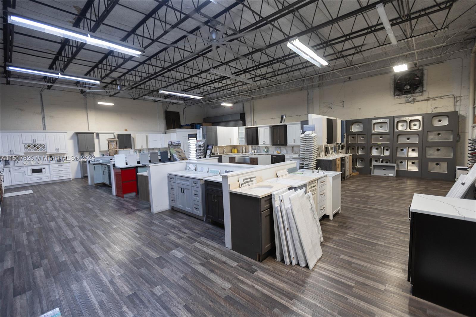 5711 NE 14th Ave, Fort Lauderdale, Florida 33334, ,Commercialsale,For Sale,5711 NE 14th Ave,A11517829