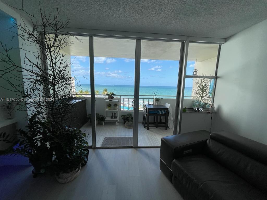 3180 S Ocean Dr 604, Hallandale Beach, Florida 33009, 2 Bedrooms Bedrooms, ,2 BathroomsBathrooms,Residential,For Sale,3180 S Ocean Dr 604,A11517655